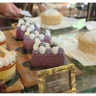 ขมิ้น Camin Cuisine & Cafe เกษตร-นวมินทร์
