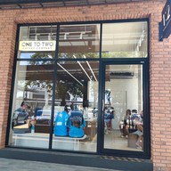 หน้าร้าน 1:2 coffee (1:2 คอฟฟี่) Porto GO Bangpa-in