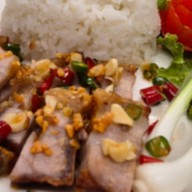 หมูกรอบคั่วพริกเกลือ (ร้านทองเอก)