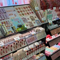 บรรยากาศ Watsons Time Square