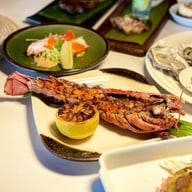 Trader Vic's โรงแรมอนันตรา กรุงเทพฯ  ริเวอร์ไซด์ รีสอร์ท แอนด์ สปา