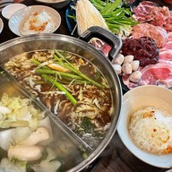 ก๋วยเตี๋ยวเรือกลางกรุง The Walk Rajapruek ชั้น 2