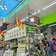 จังโก้บะหมี่เกี๊ยวคอนแวนต์