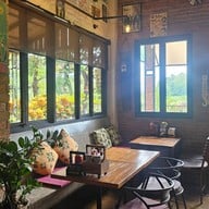 บรรยากาศ green moon cafe & bistro