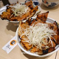 เมนูของร้าน Tokachi Butadon Ippin (十勝豚丼いっぴん ステラプレイス) Stellar Place Sapporo Station