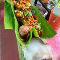 ก๋วยเตี๋ยวปากหม้อน่าล่อในสวน