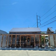 หน้าร้าน Sun's son cafe Makok-Pasang