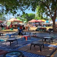 บรรยากาศ ตลาดริมบึงแก่นนคร