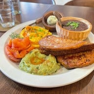 Sarnies Cantina Sukhumvit 22