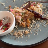 บ้าน ลดารมย์