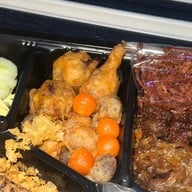 Silom Village สุขุมวิท 31