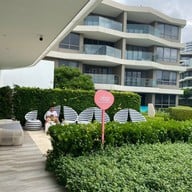 Skoop Beach Cafe หัวหิน