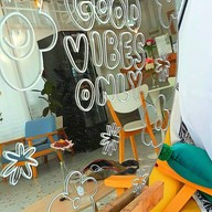 GOOD VIBES CAFE
