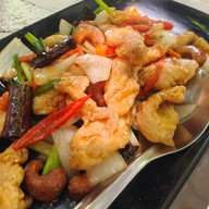 ครัวยายป้อม