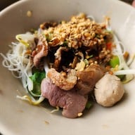 เมนูของร้าน ก๋วยเตี๋ยวเรือลุงอู๊ด(เนื้อ)เจ้าเก่า