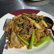 ยินดี นู้ดเดิ้ล วรจักร