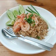 ราดหน้าเชฟเถื่อน (ฮั้งเซง ) เลียบคลองสอง