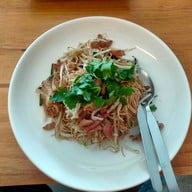ราดหน้าเชฟเถื่อน (ฮั้งเซง ) เลียบคลองสอง