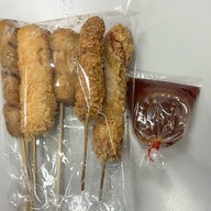 เมนูของร้าน ไก่ทอด-ลูกชิ้นทอด ไม้ละ5บาท