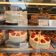 A Pink Rabbit + Bob ท่าเตียน