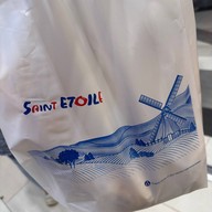 แซง-เอ-ตัวล เซ็นทรัลพลาซาแกรนด์พระราม 9 ชั้นบี