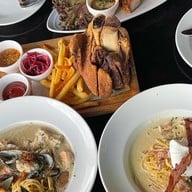 HOBS ICONSIAM
