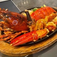 Honmono Sushi ทองหล่อ