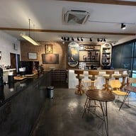 SHADE COMMUNE specialty coffee -