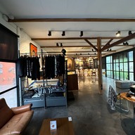SHADE COMMUNE specialty coffee -