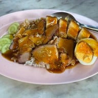 ร้านนายฉั้ว