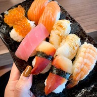 Yokina Izakaya (โยกินะ อิซาคายะ)