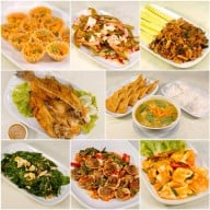 รถเสบียง อาหารไทย กับข้าว (Rosabieng Restaurant)อาหารไทย กับข้าว แกง ยำ ข้าว อาหารไทย กับข้าว แกง ยำ ข้าว