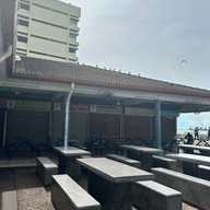 Kompleks Makanan Medan Renong Padang Kota Lama