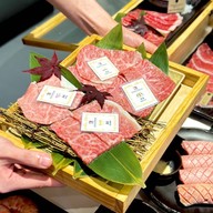 Tora Yakiniku x Cafe Crystal Design Center