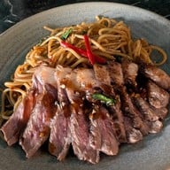 Drunk Up(ดรั้งอัพ) ข้าวหน้าเนื้อ