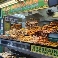 Kompleks Makanan Medan Renong Padang Kota Lama