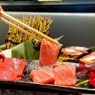 Tora Yakiniku x Cafe Crystal Design Center