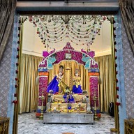 Sri Krishna Kunj Bihari Mandir Temple