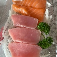 เมนูของร้าน U-Omni ซูชิ อาหารญี่ปุ่น