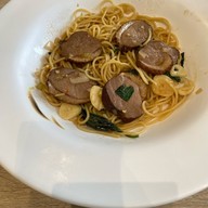 Jones' Salad ลาวิลล่าอารีย์ La Villa Ari