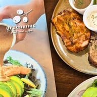 greenmine | steak • salad • coffee สี่แยกคลองตัน