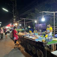 ถนนคนเดินสะเร็นมาร์เก็ต