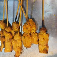 ชญาดา หมูสะเต๊ะ