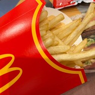 เมนูของร้าน McDonald's สนามบินสุวรรณภูมิ ผู้โดยสารขาเข้า