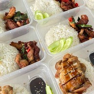 ข้าวหมูหมักทอด & ไข่ข้น