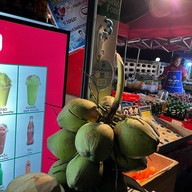 ถนนคนเดินสะเร็นมาร์เก็ต