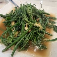 สมบูรณ์โภชนา สุรวงศ์