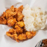 ห่อใหญ่ไก่ทอด ถนนริมน้ำ