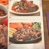 ParaThai Queensbay Mall