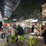 เช็งซิมอี้ แป้งกลมอารมณ์ดี ตรอกโรงหมู